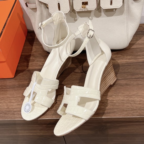 Hermes Sandals