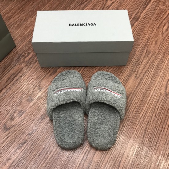 Balenciaga slippers