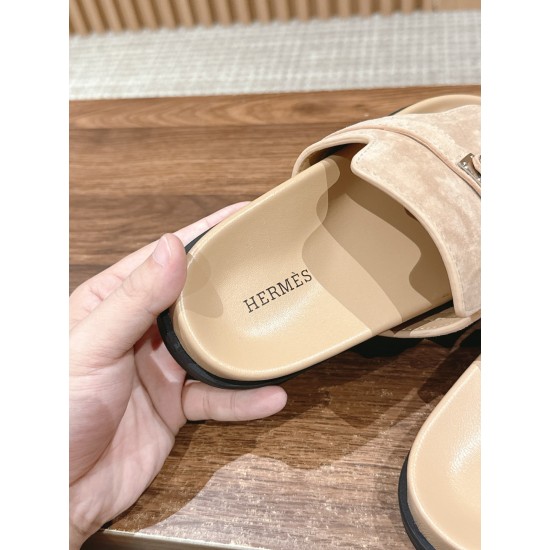 Hermes Slippers