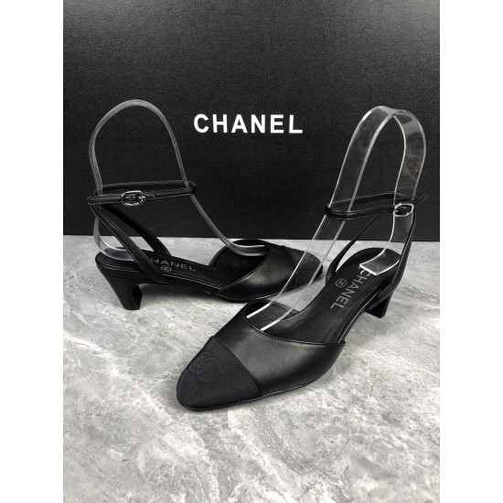 Chanel Pumps