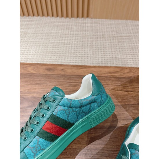 Gucci Sneakers