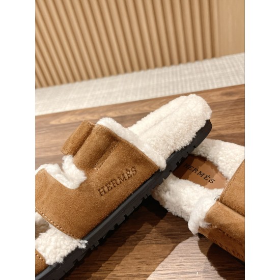 Hermes Slippers