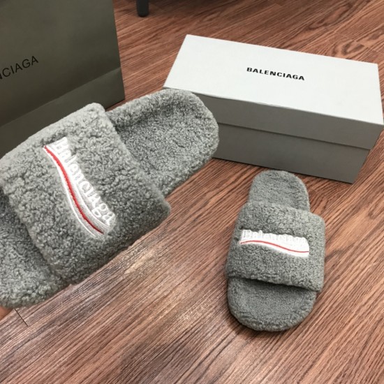 Balenciaga slippers