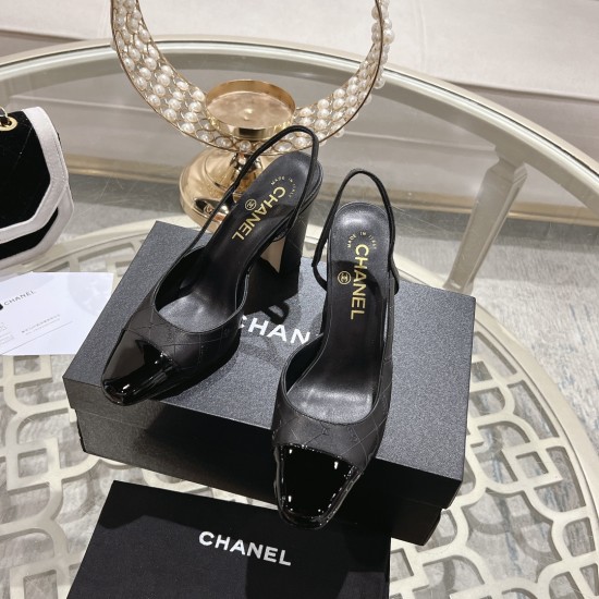 Chanel Pumps