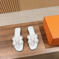 Hermes Slippers