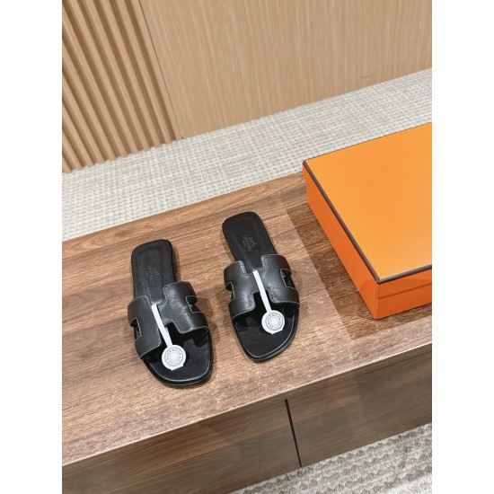 Hermes Slippers