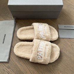 Balenciaga slippers