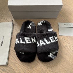 Balenciaga slippers