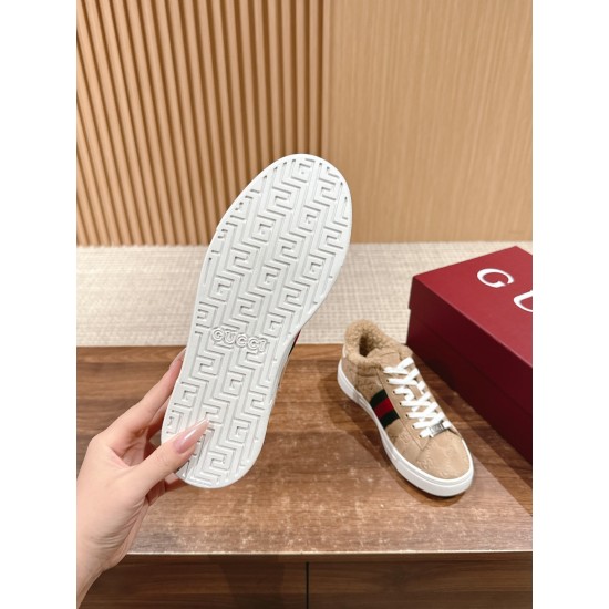 Gucci Sneakers