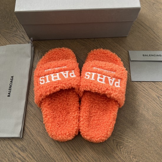 Balenciaga slippers Balenciaga slippers