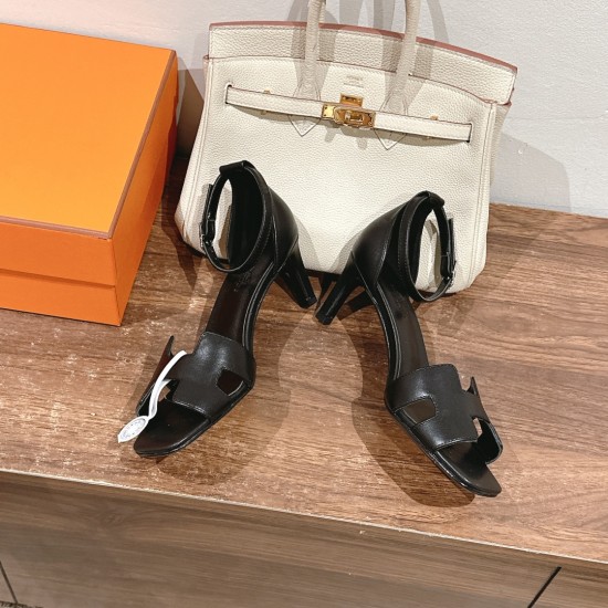 Hermes Sandals