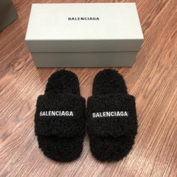 Balenciaga slippers