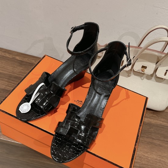 Hermes Sandals