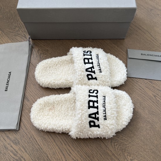 Balenciaga slippers