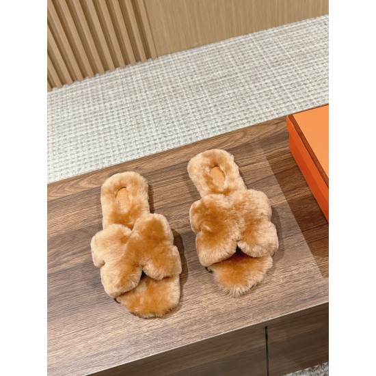 Hermes Slippers