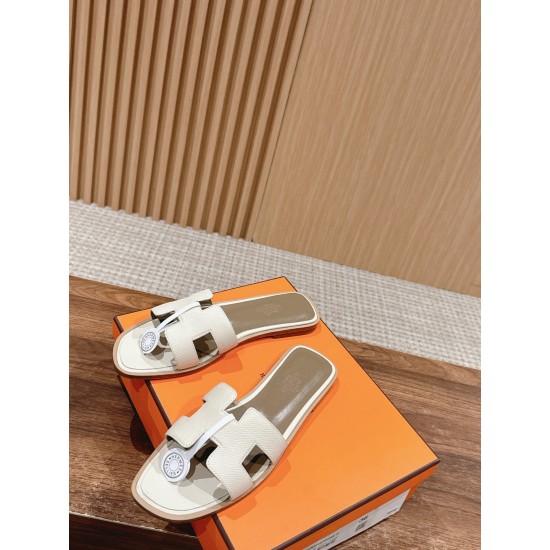 Hermes Slippers