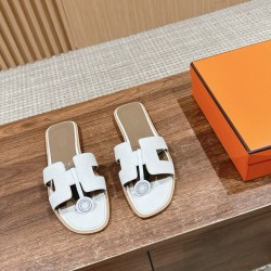 Hermes Slippers