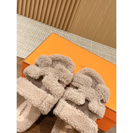 Hermes Slippers