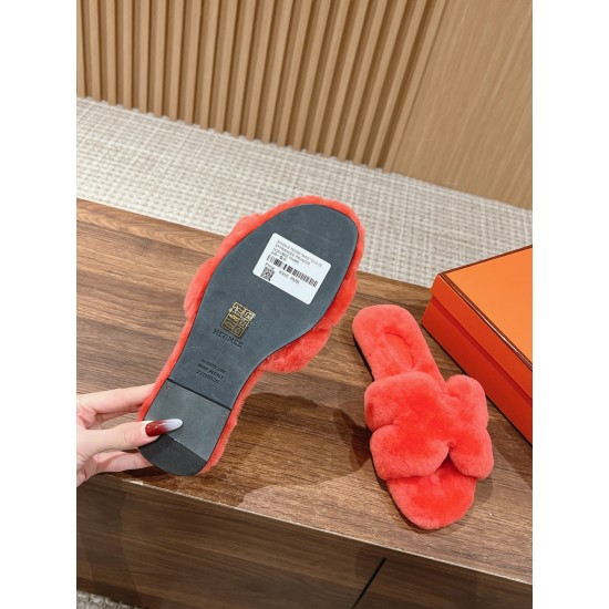 Hermes Slippers