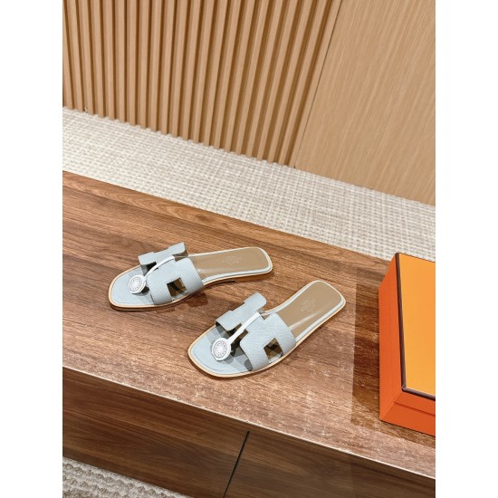 Hermes Slippers