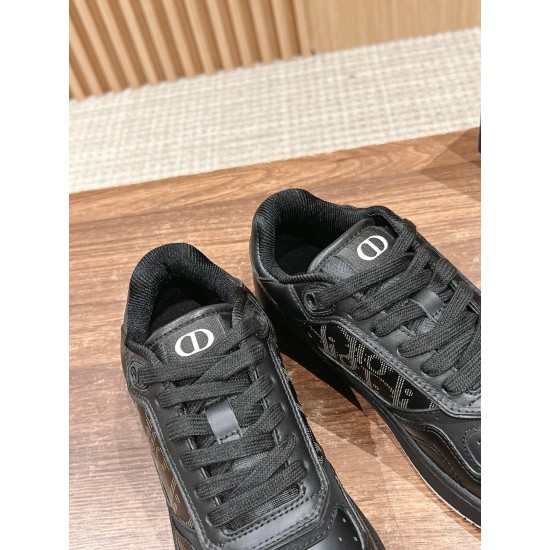 Dior Sneakers