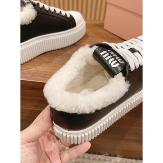 MiuMiu Sneakers