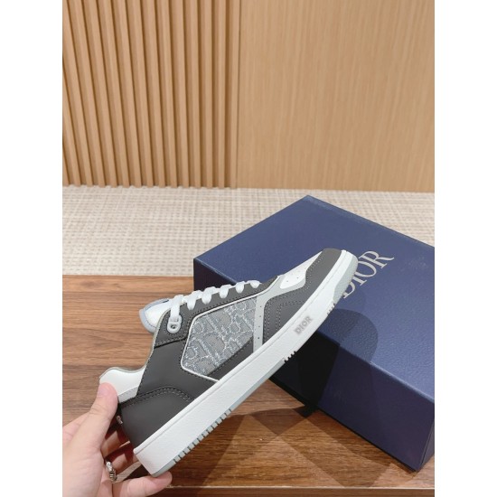 Dior Sneakers