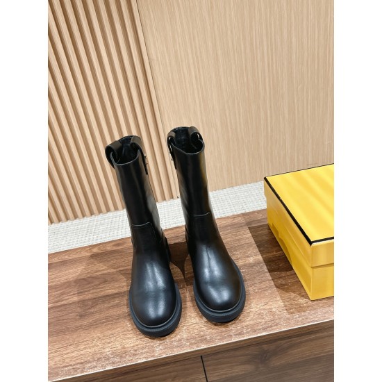 Fendi boots