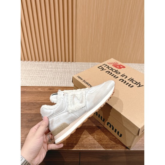 MiuMiu Sneakers