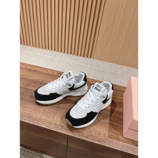 MiuMiu Sneakers