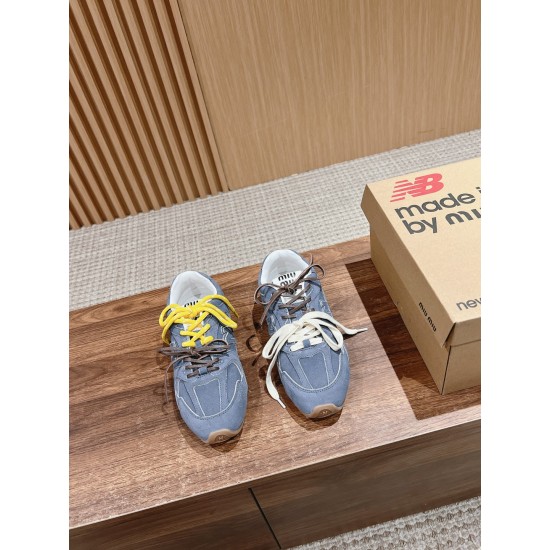 MiuMiu Sneakers