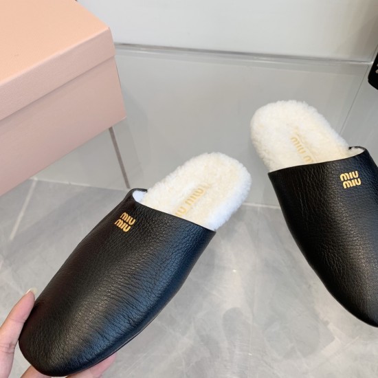 MiuMiu slippers