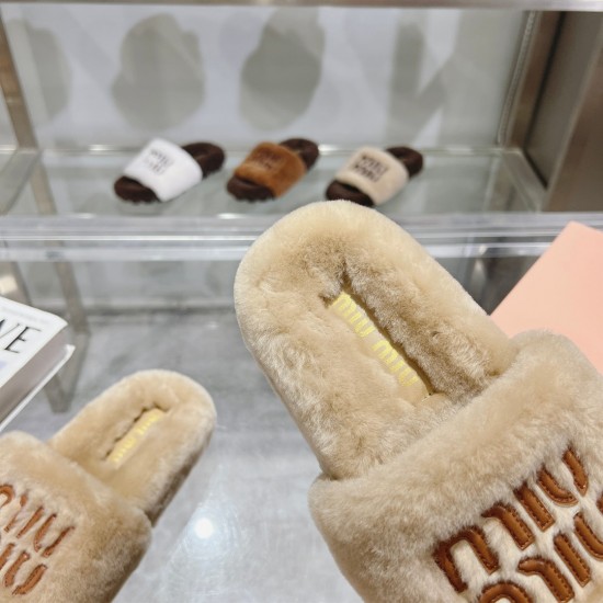 MiuMiu slippers