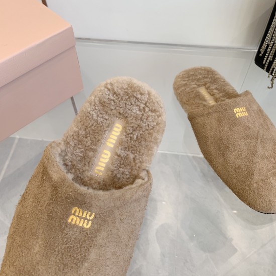 MiuMiu slippers