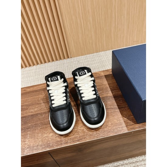 Dior Sneakers