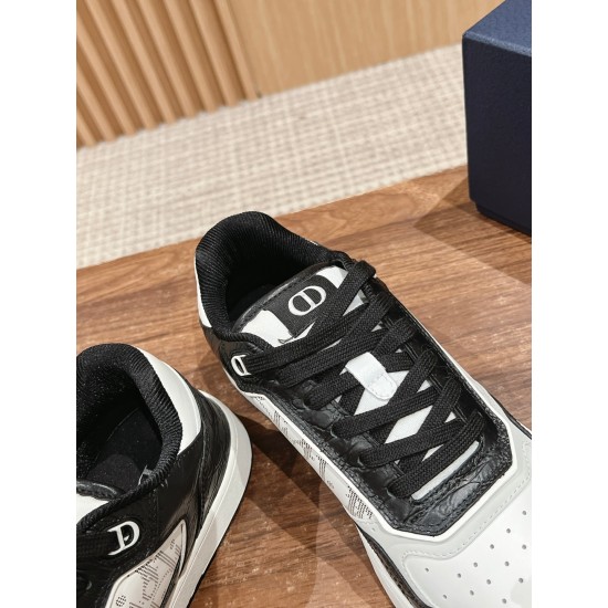 Dior Sneakers