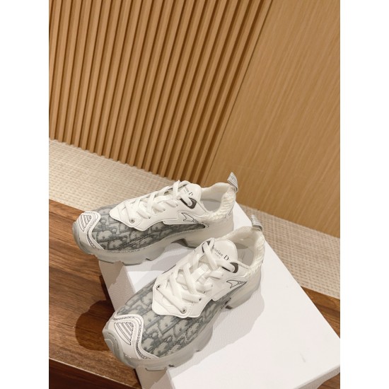 Dior Sneakers