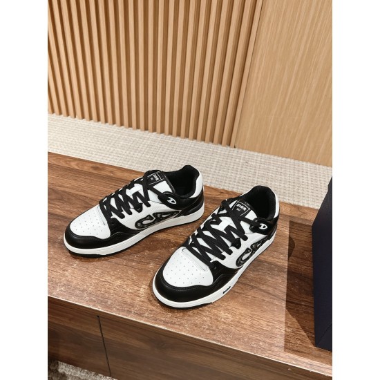 Dior Sneakers