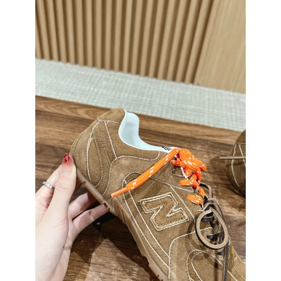 MiuMiu Sneakers