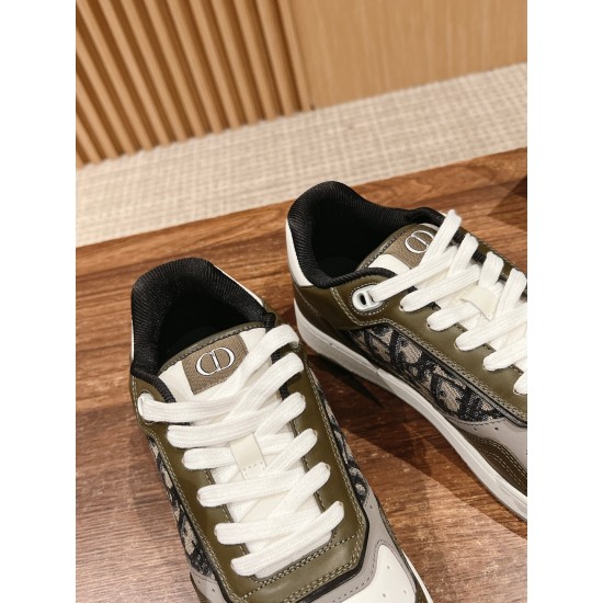 Dior Sneakers