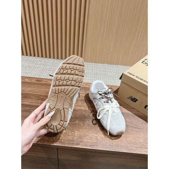 MiuMiu Sneakers