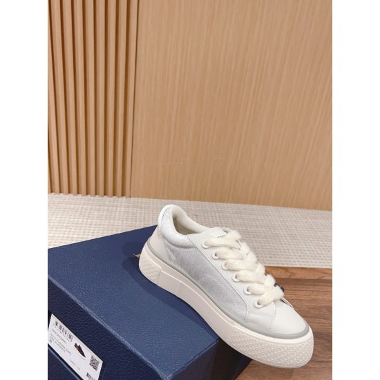 Dior Sneakers