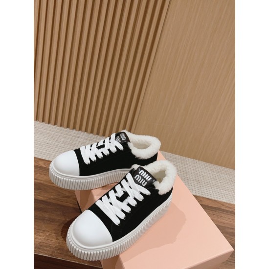 MiuMiu Sneakers