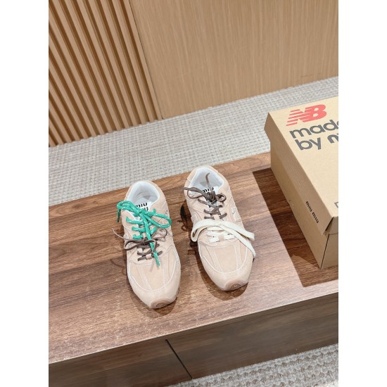 MiuMiu Sneakers