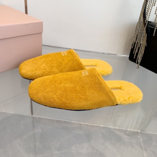 MiuMiu slippers