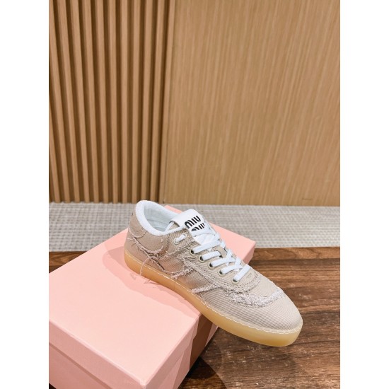 MiuMiu Sneakers