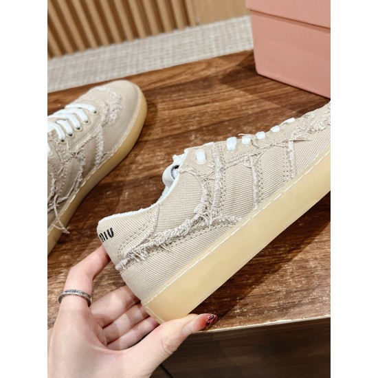 MiuMiu Sneakers