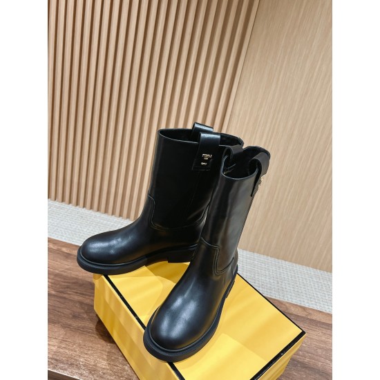 Fendi boots