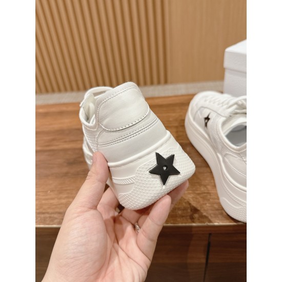 Dior Sneakers