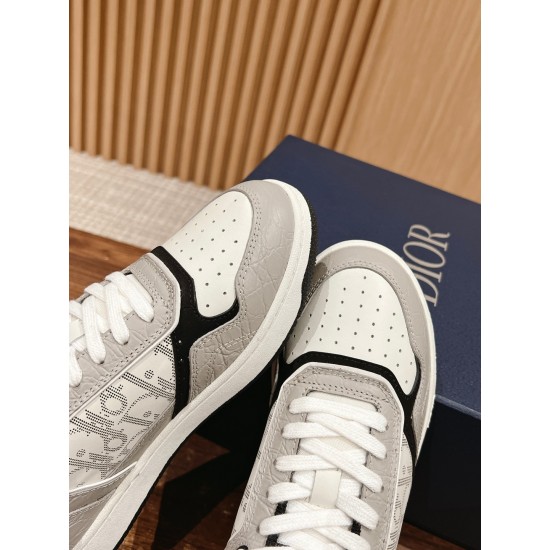 Dior Sneakers